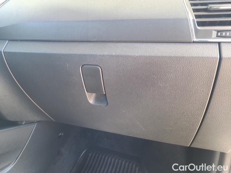  Skoda  Fabia  Combi (2015) Com.1.0TSI 70 Ambition 5d #7