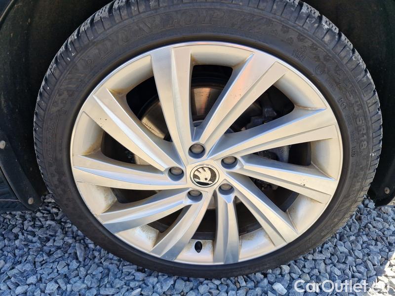  Skoda  Octavia  Combi (NX3)(2020) Oct.C.2.0TDI 110 4x4 Style AT #26