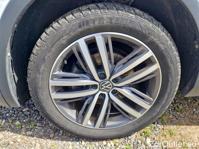  Volkswagen  Tiguan  (AX1)(2020) Tig.All.2.0TDI 110 Elegance AT #4