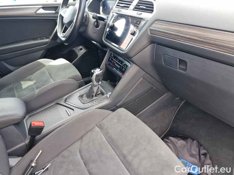  Volkswagen  Tiguan  (AX1)(2020) Tig.All.2.0TDI 110 Elegance AT #26