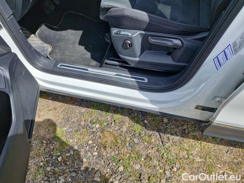  Volkswagen  Tiguan  (AX1)(2020) Tig.All.2.0TDI 110 Elegance AT #5