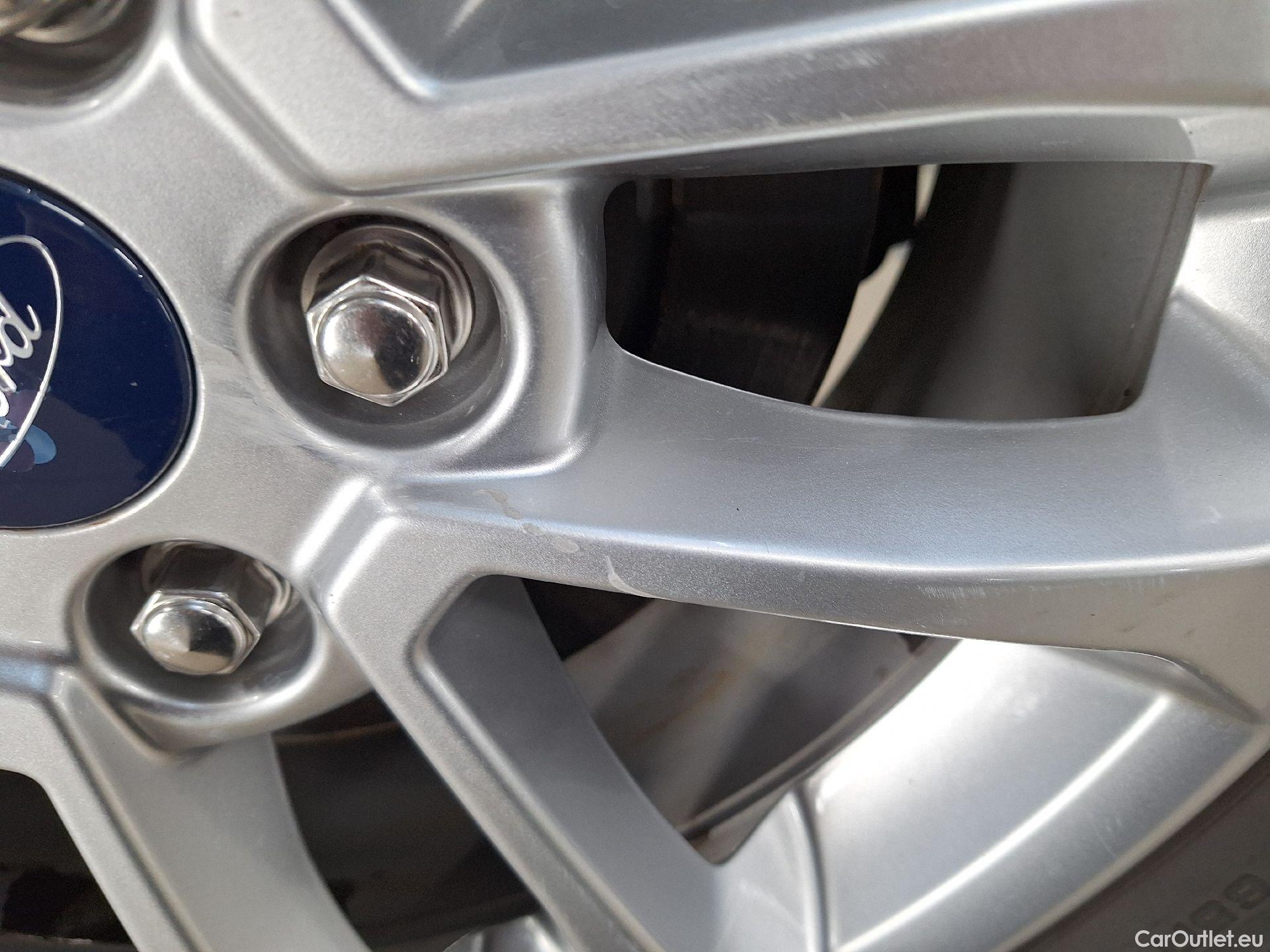  Ford  Kuga Ford,  '19, Ford  1.5i EcoBoost 88kW Titanium 5d #33