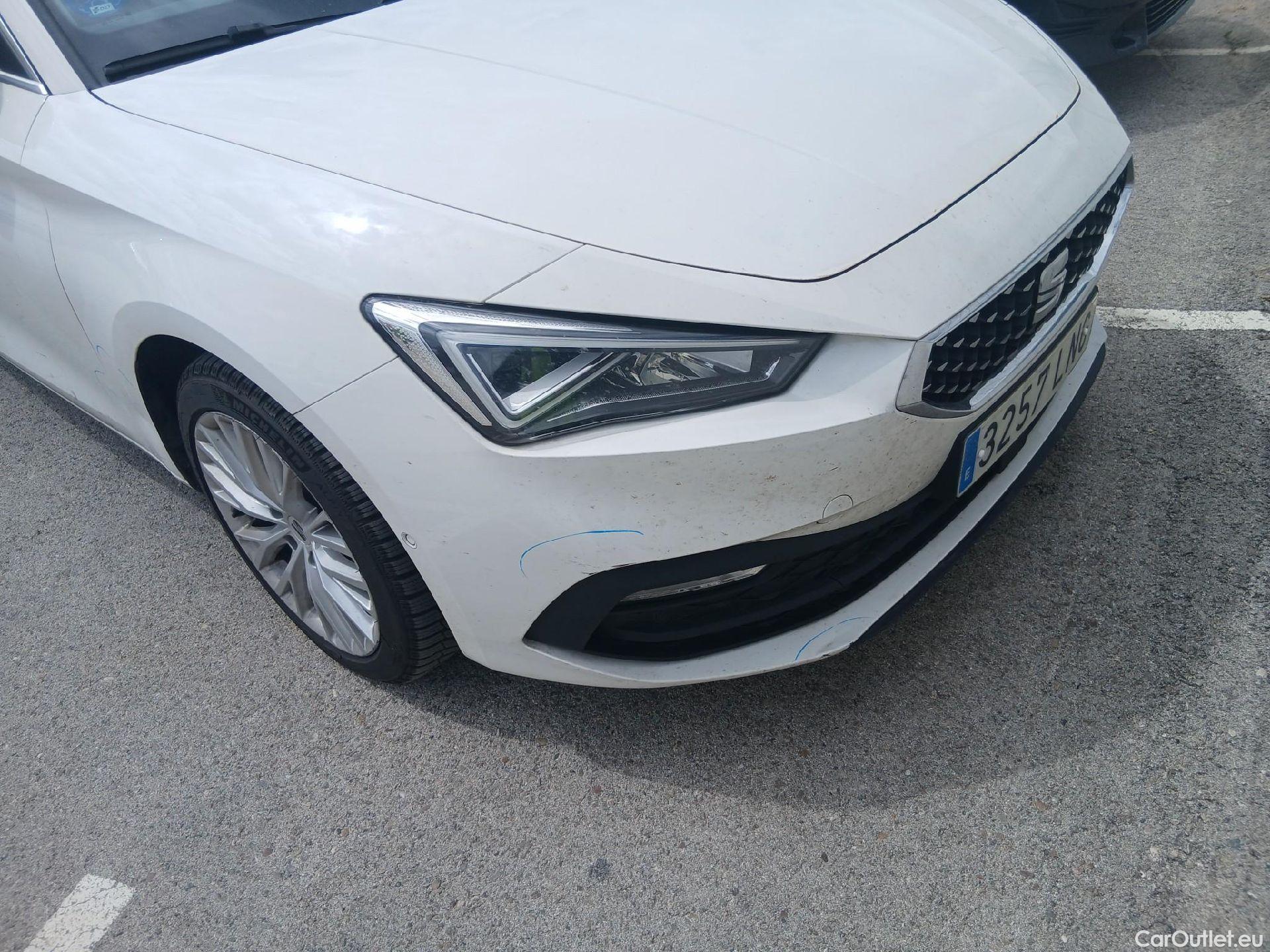  Seat  Leon SEAT Nuevo León / 2020 / 5P / familiar SP 1.4 e-Hybrid DSG S&S Xcellence Go L #3