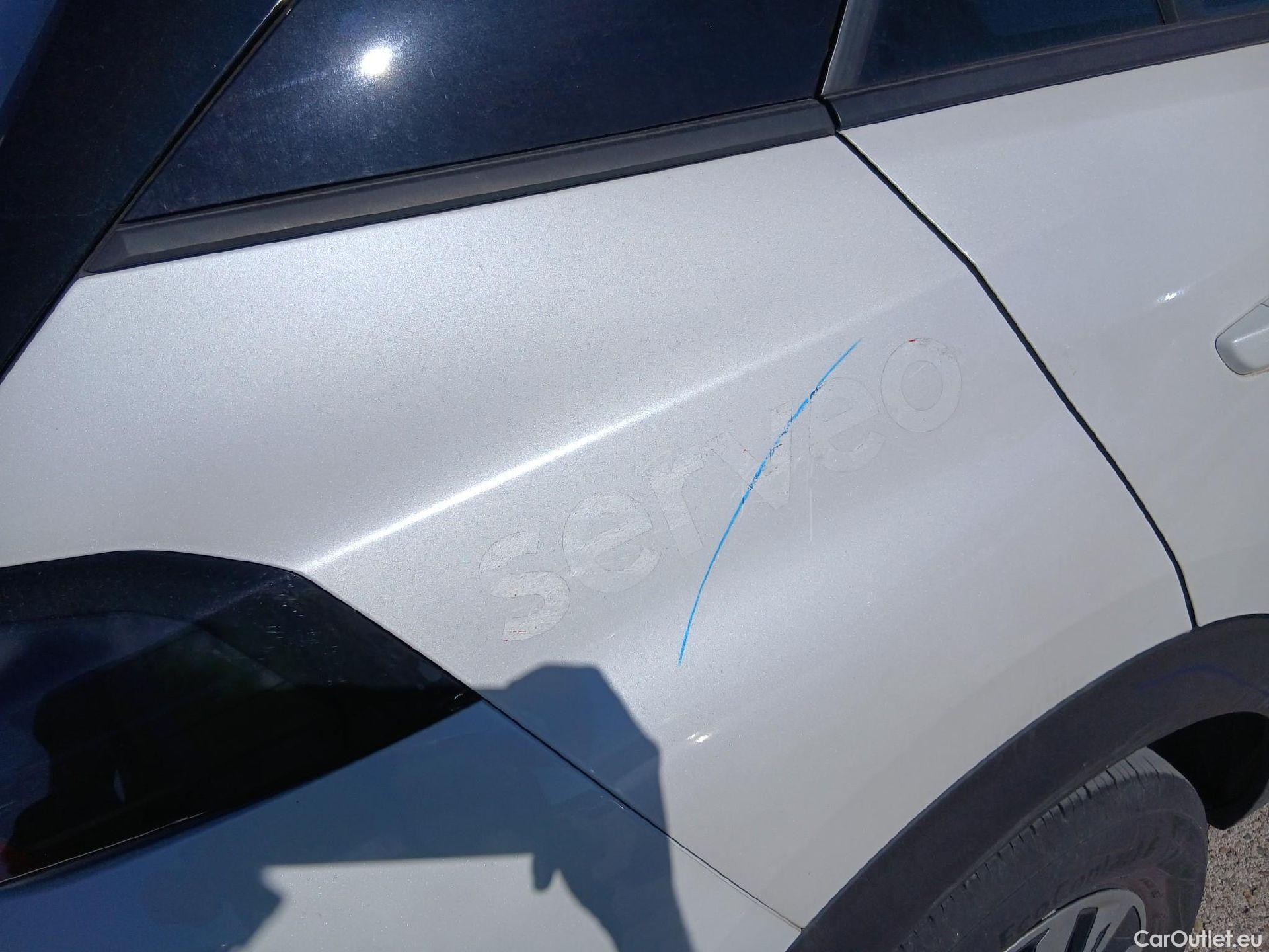  Peugeot  2008 PEUGEOT  / 2019 / 5P / todoterreno Active Pack Puretech 100 S&S 6 Vel. MAN #32