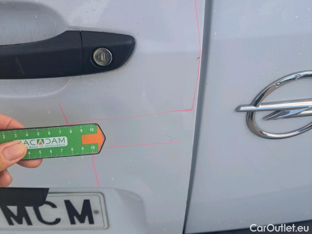  Opel  Combo OPEL  / 2018 / 3P / furgón derivado de turismo 1.5 TD 75kW (100CV) Express L H1 650kg #15