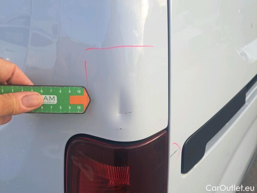  Opel  Combo OPEL  / 2018 / 3P / furgón derivado de turismo 1.5 TD 75kW (100CV) Express L H1 650kg #19
