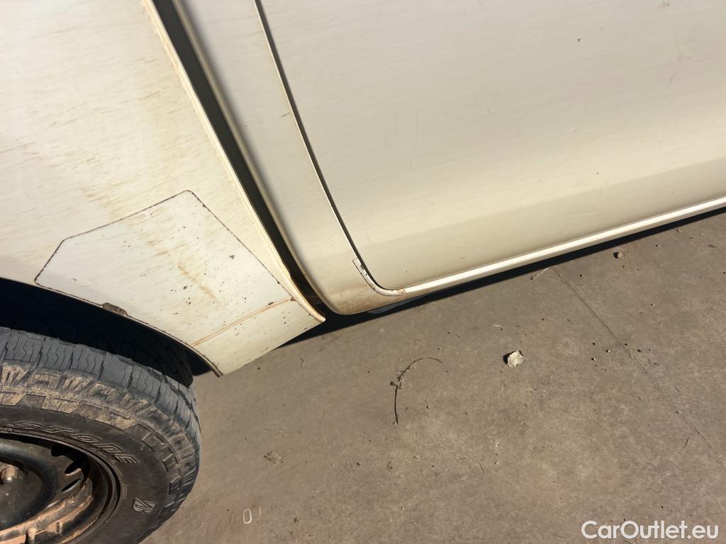  Toyota  Hilux TOYOTA  / 2016 / 4P / pickup 2.4 D-4D Cabina Doble GX #14