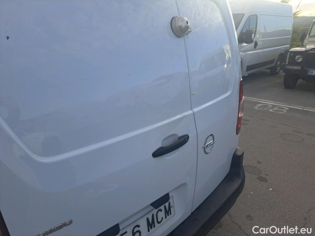  Opel  Combo OPEL  / 2018 / 3P / furgón derivado de turismo 1.5 TD 75kW (100CV) Express L H1 650kg #26