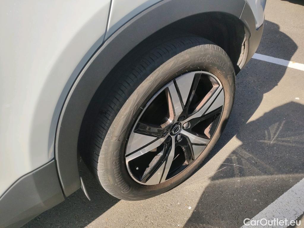  Volvo  XC 40 VOLVO XC40 / 2017 / 5P / todoterreno 1.5 T4 Twin Recharge R-Design Auto #11