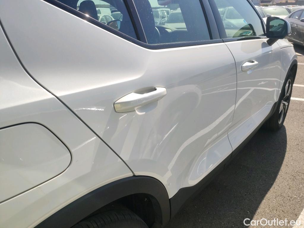  Volvo  XC 40 VOLVO XC40 / 2017 / 5P / todoterreno 1.5 T4 Twin Recharge R-Design Auto #7