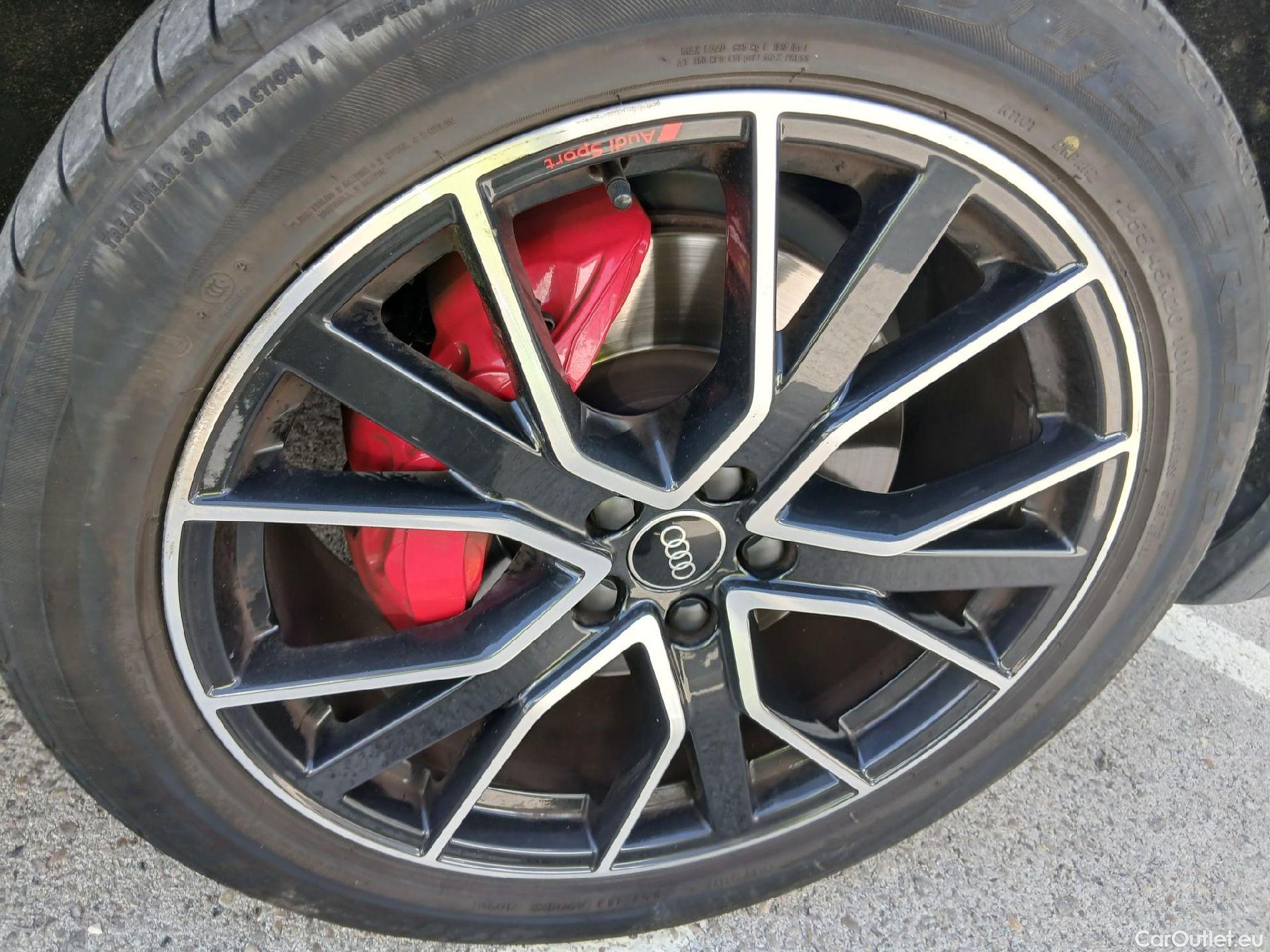  Audi  Q5 AUDI  Black Line 50 TFSI e quattro 300 CV  #36
