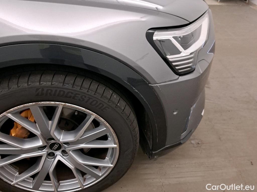  Audi  E-TRON AUDI  / 2019 / 5P / todoterreno Advanced 55 quattro #51