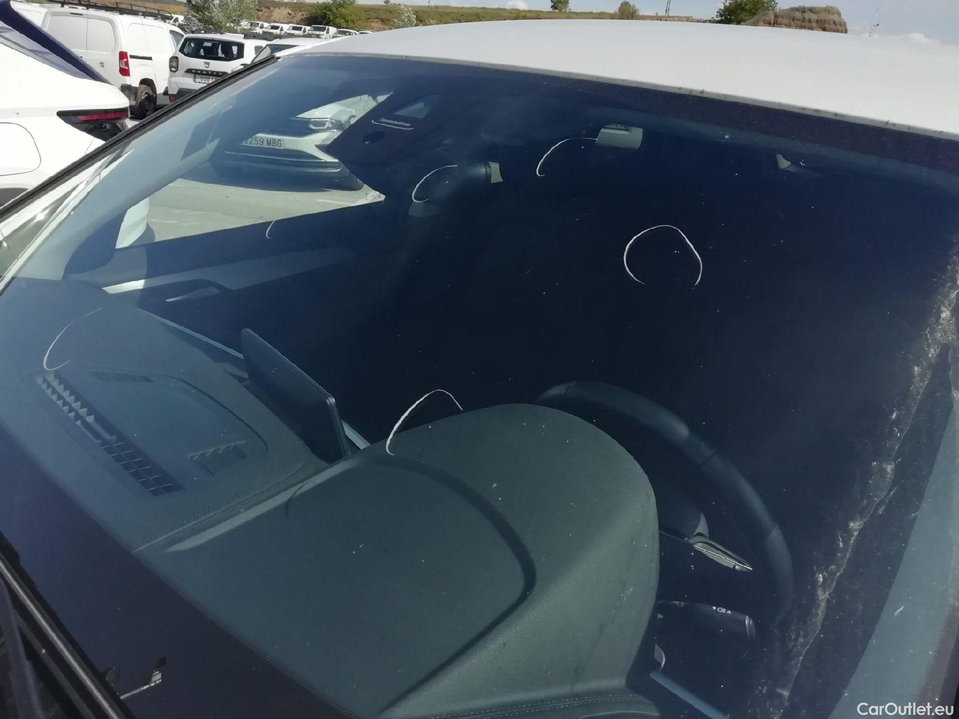  Bmw  X2 BMW  / 2017 / 5P / todoterreno sDrive18d #2