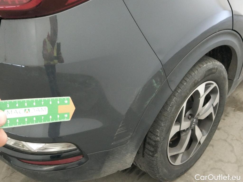  KIA  Sportage KIA  1.6MHEV Drive 100kW(136CV) 4x2(Crist Tintados)(CX) #48