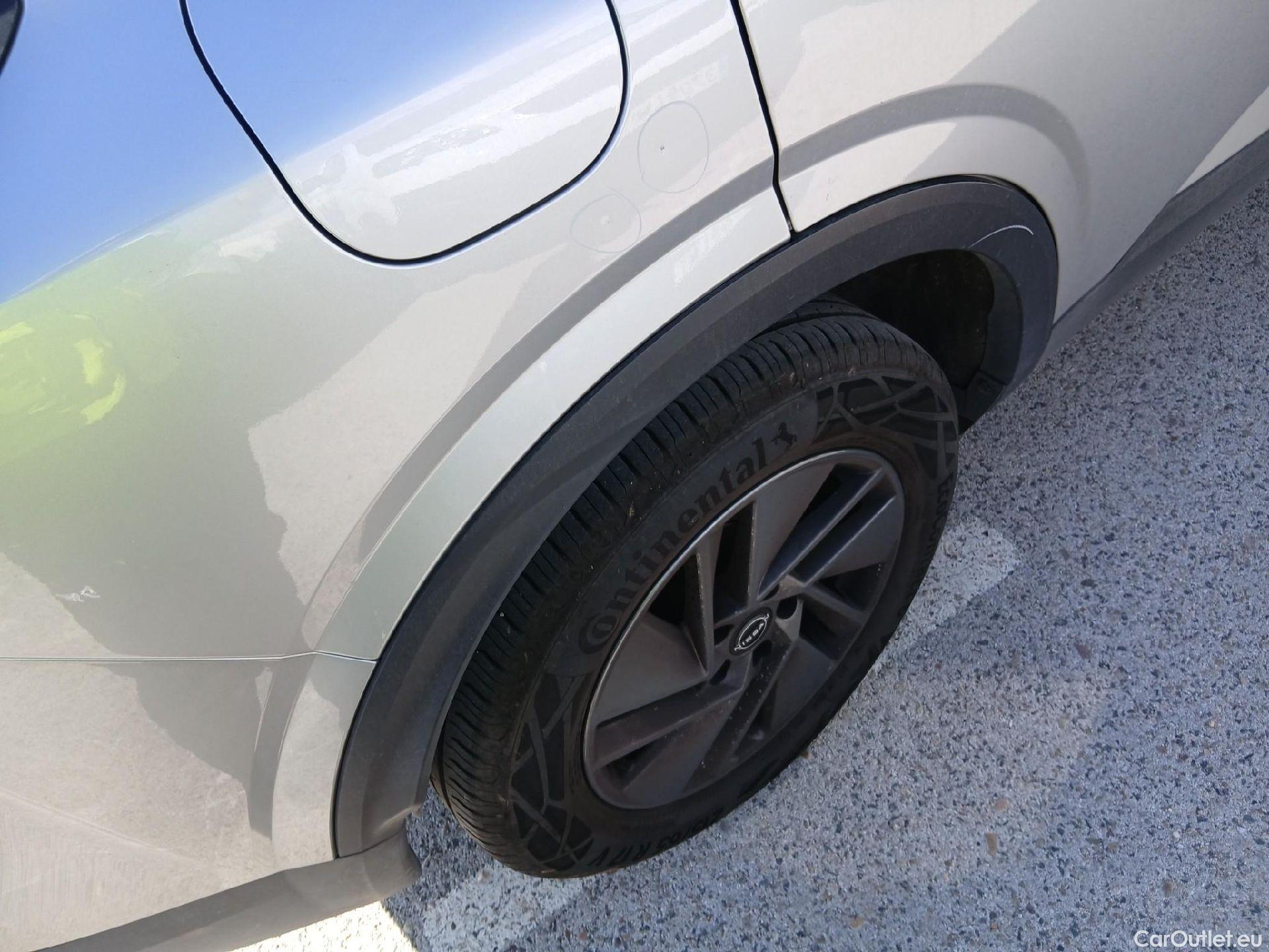  Nissan  Qashqai NISSAN  / 2021 / 5P / todoterreno DIG-T 103kW (140CV) mHEV 4x2 Acenta #19