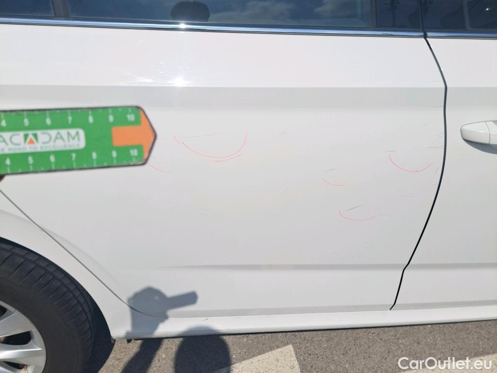  Skoda  KAMIQ SKODA  1.0 TSI 81kW (110CV) DSG Ambition (CX) #13