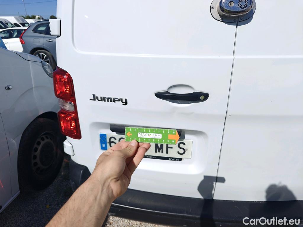  Citroen  Jumpy CITROEN  / 2016 / 4P / furgón Furgón Talla M BlueHDi 100 S&S 6v #31