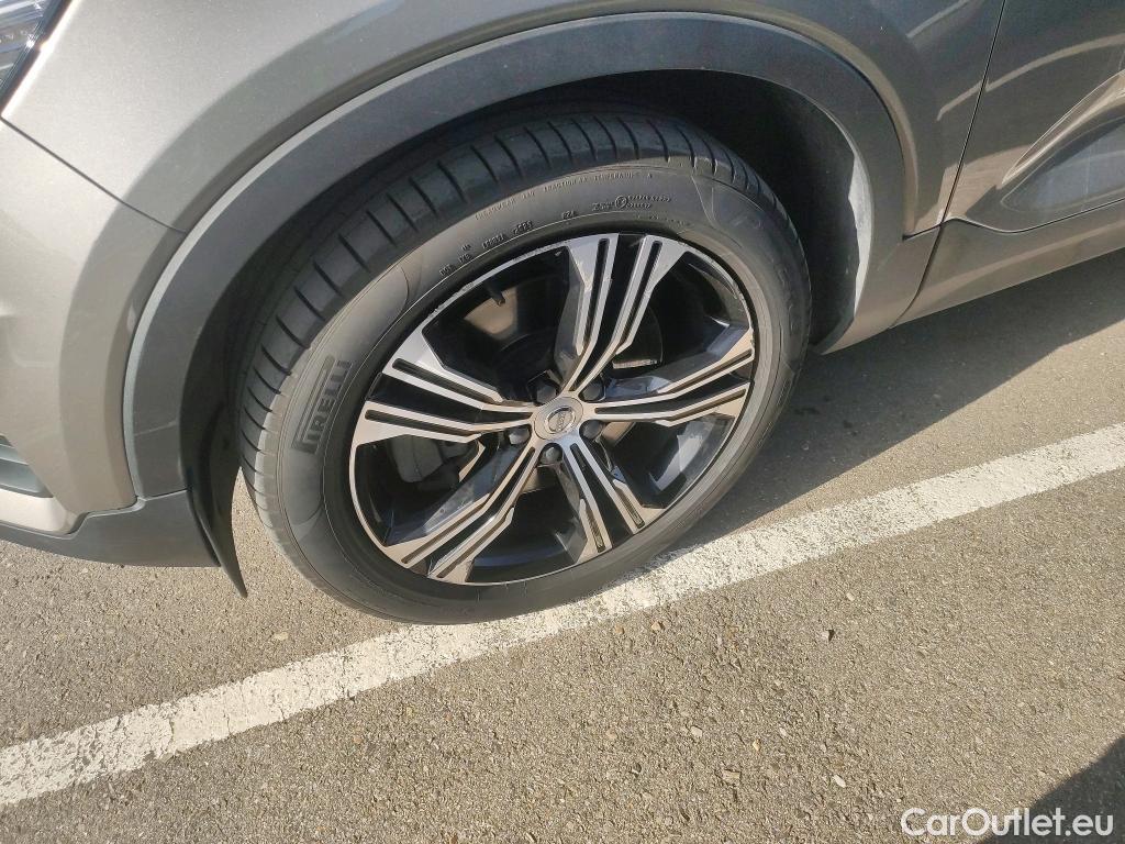  Volvo  XC 40 VOLVO XC40 1.5 T5 Twin Recharge Inscription Auto 10 kWh 260 CV #3