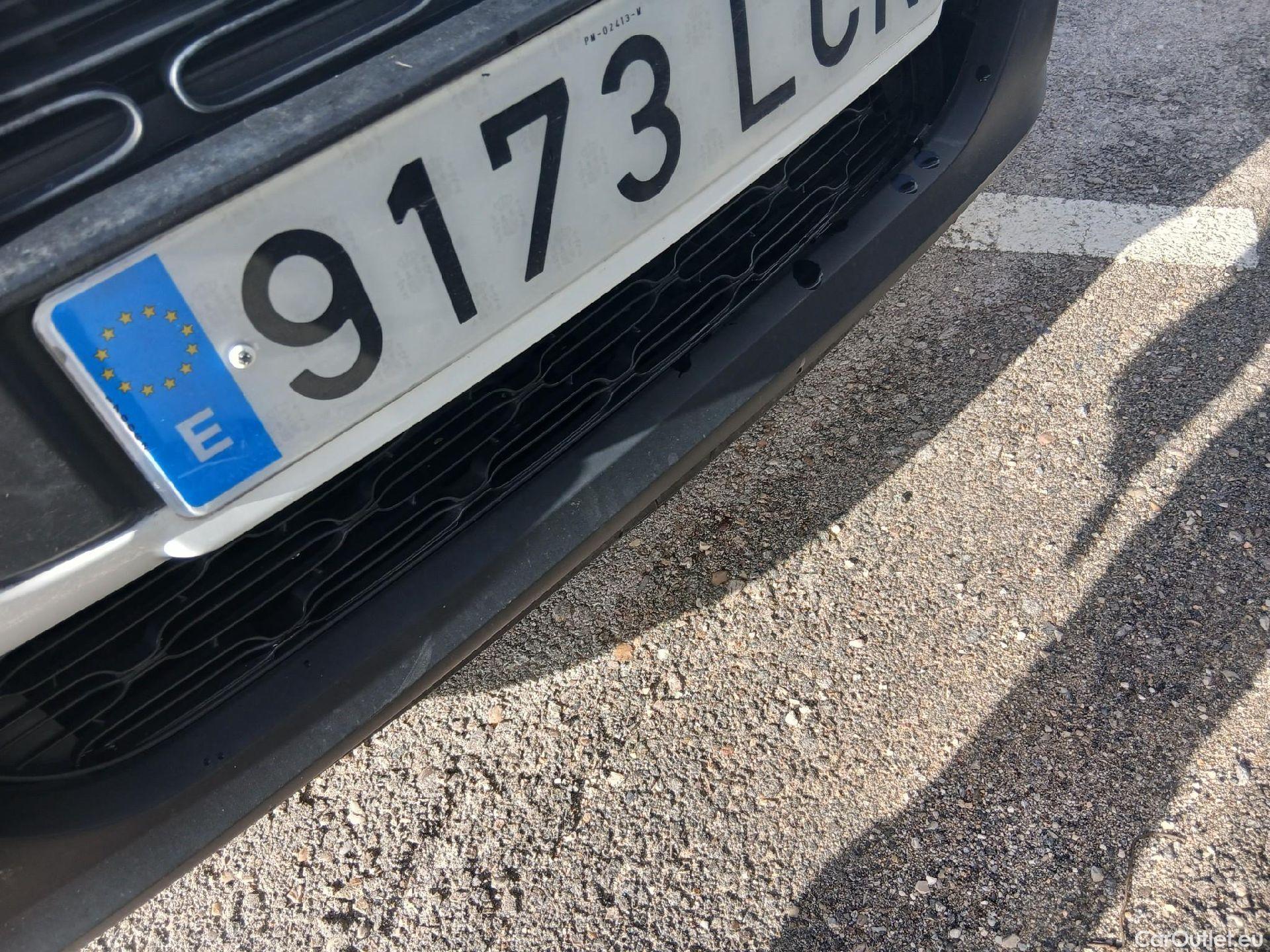  Citroen  C3 CITROEN  / 2016 / 5P / berlina comercial BlueHDi 73KW (100CV) S&S Comercial #17
