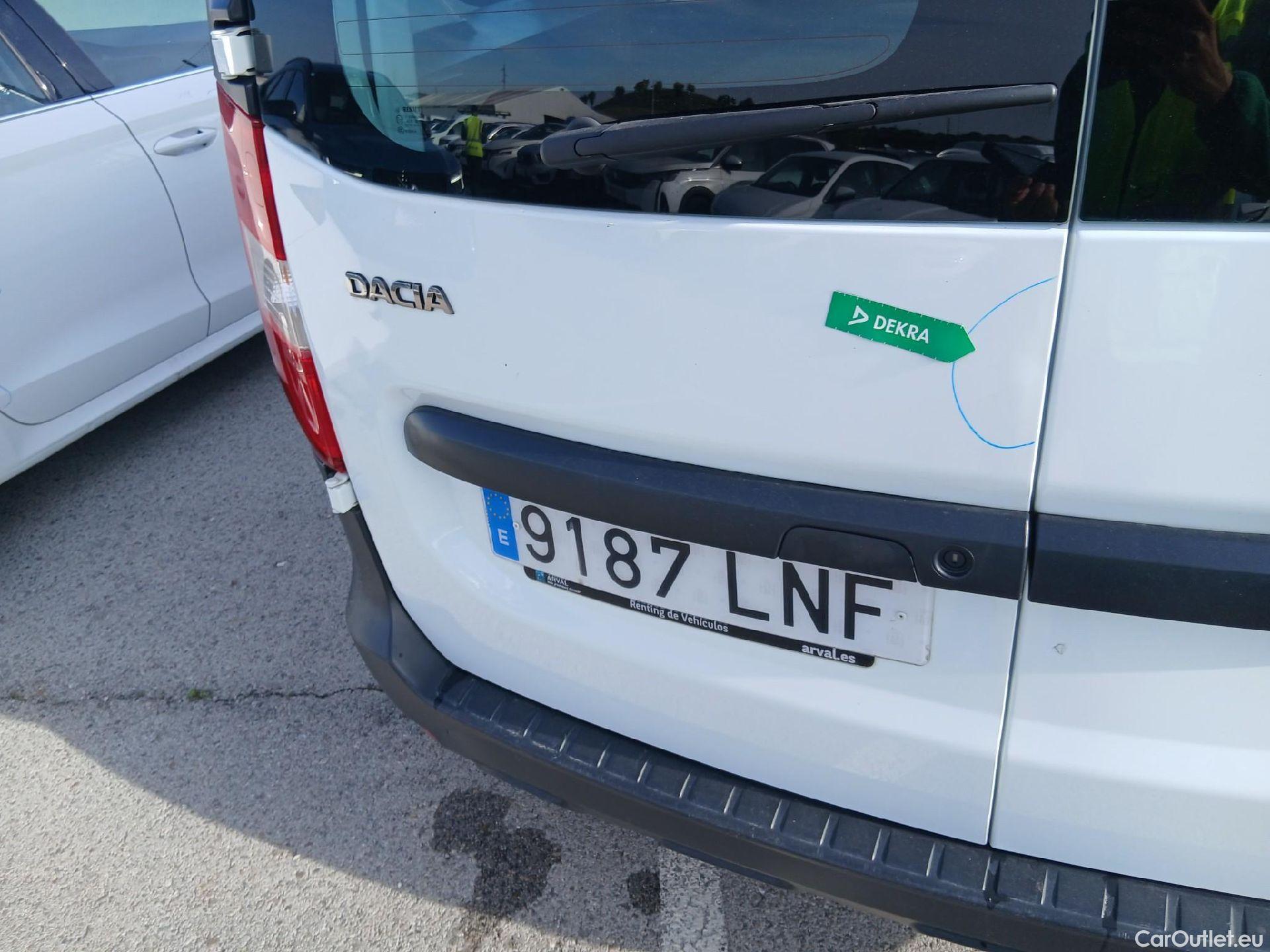  Dacia  Dokker DACIA  / 2013 / 4P / combi Essential 1.6 80kW (110CV) ECO-G N1 #11