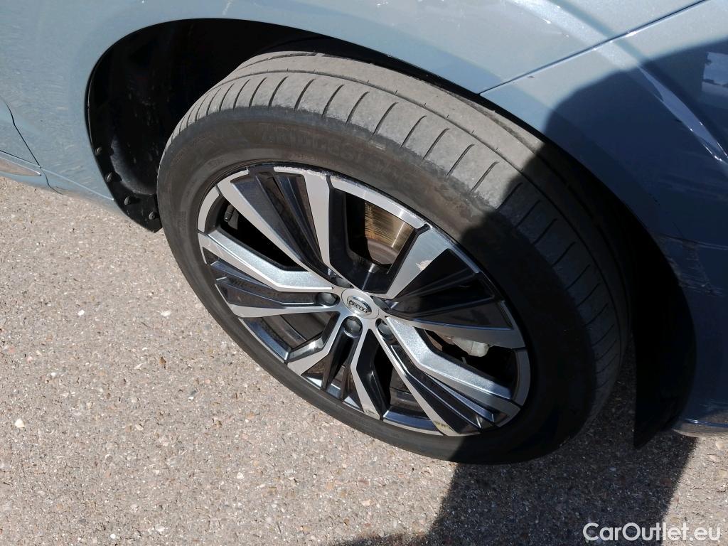  Volvo  XC60 VOLVO  2.0 T6 AWD Recharge Inscription Auto 350 CV 18 kWh #3