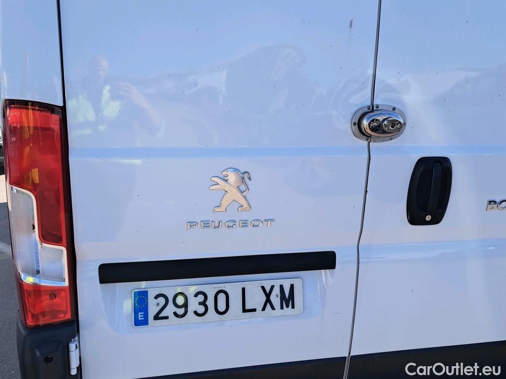  Peugeot  Boxer PEUGEOT  / 2014 / 4P / furgón Pack 330 L1 H1 BHDI 88kW(120CV) S&S 6 V. #13