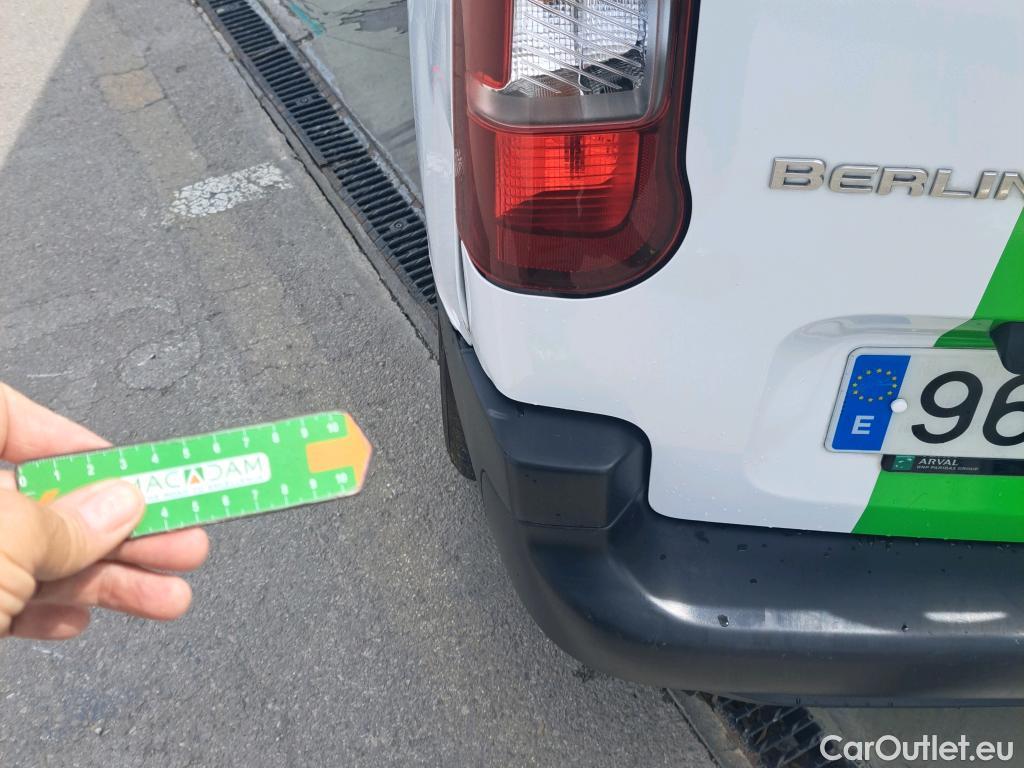  Citroen  Berlingo CITROEN  / 2018 / 4P / furgón derivado de turismo Talla M BlueHDi 100 #22