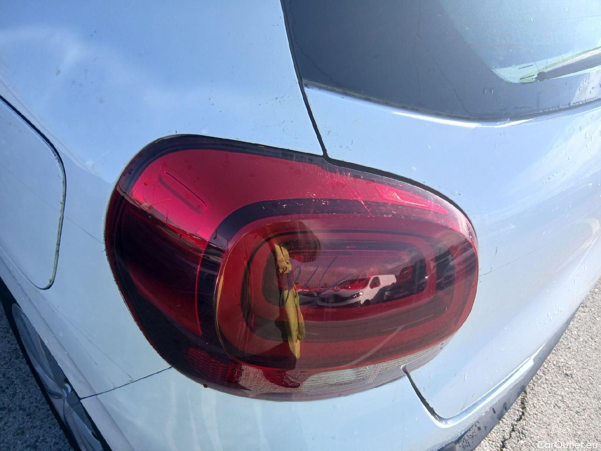  Citroen  C3 CITROEN  / 2016 / 5P / berlina comercial BlueHDi 73KW (100CV) S&S Comercial #29
