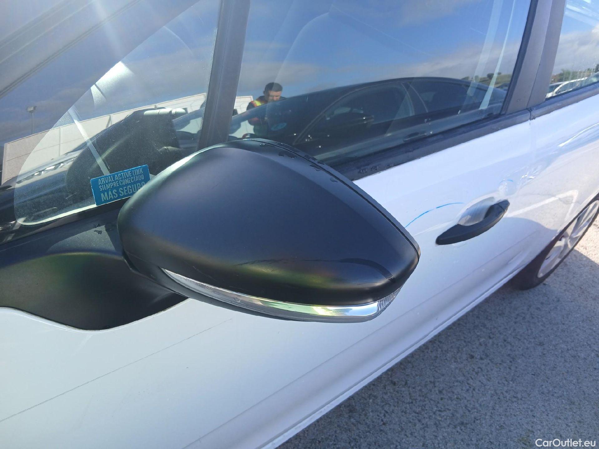  Citroen  C3 CITROEN  / 2016 / 5P / berlina comercial BlueHDi 73KW (100CV) S&S Comercial #25
