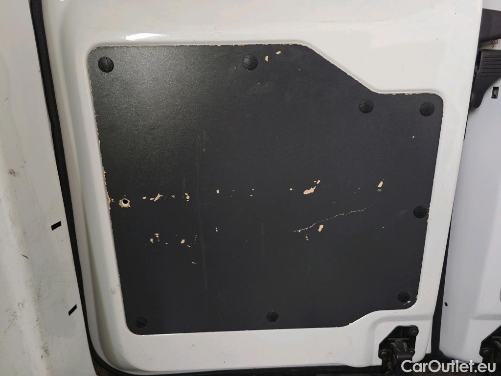  Citroen  Jumpy CITROEN  / 2016 / 4P / furgón Furgón Talla M BlueHDi 100 S&S 6v #28