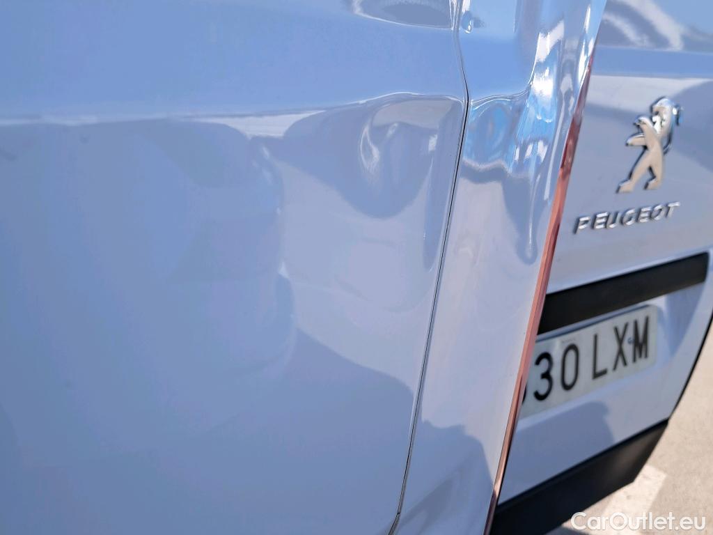  Peugeot  Boxer PEUGEOT  / 2014 / 4P / furgón Pack 330 L1 H1 BHDI 88kW(120CV) S&S 6 V. #6