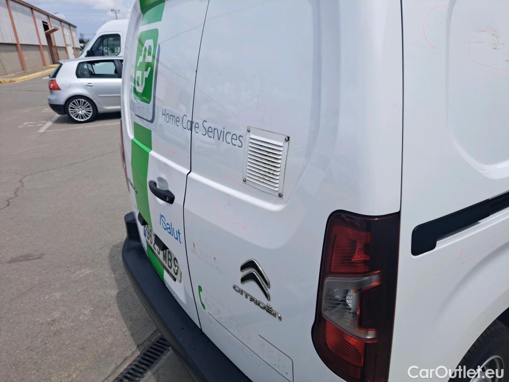  Citroen  Berlingo CITROEN  / 2018 / 4P / furgón derivado de turismo Talla M BlueHDi 100 #16