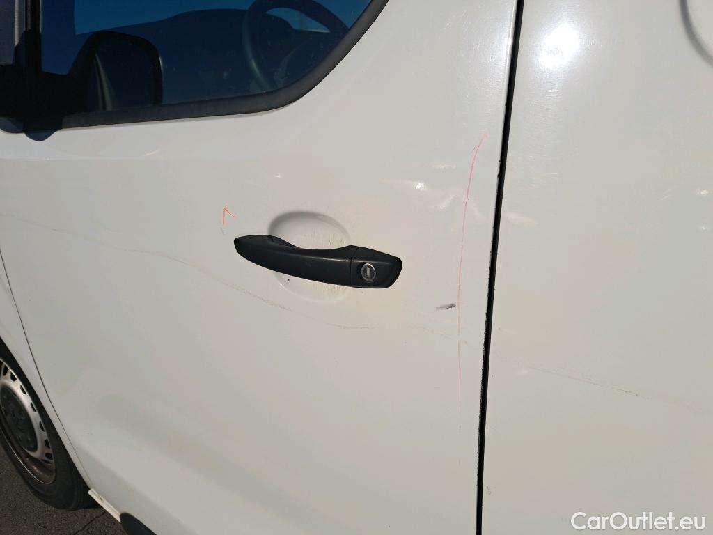  Peugeot  Expert PEUGEOT  / 2016 / 4P / furgón Furgón Premium 1.5 BlueHDi 100 Standard (AC) #40
