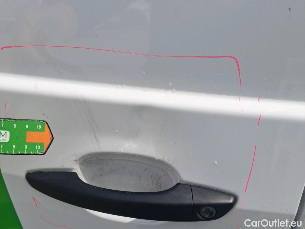  Citroen  Berlingo CITROEN  / 2018 / 4P / furgón derivado de turismo Talla M BlueHDi 100 #6