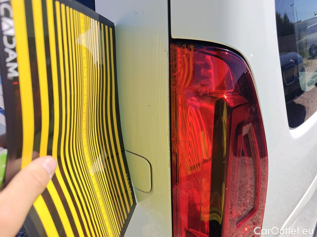  Citroen  Berlingo CITROEN  / 2018 / 5P / monovolumen compacto Talla M BlueHDi 100 S&S FEEL #4