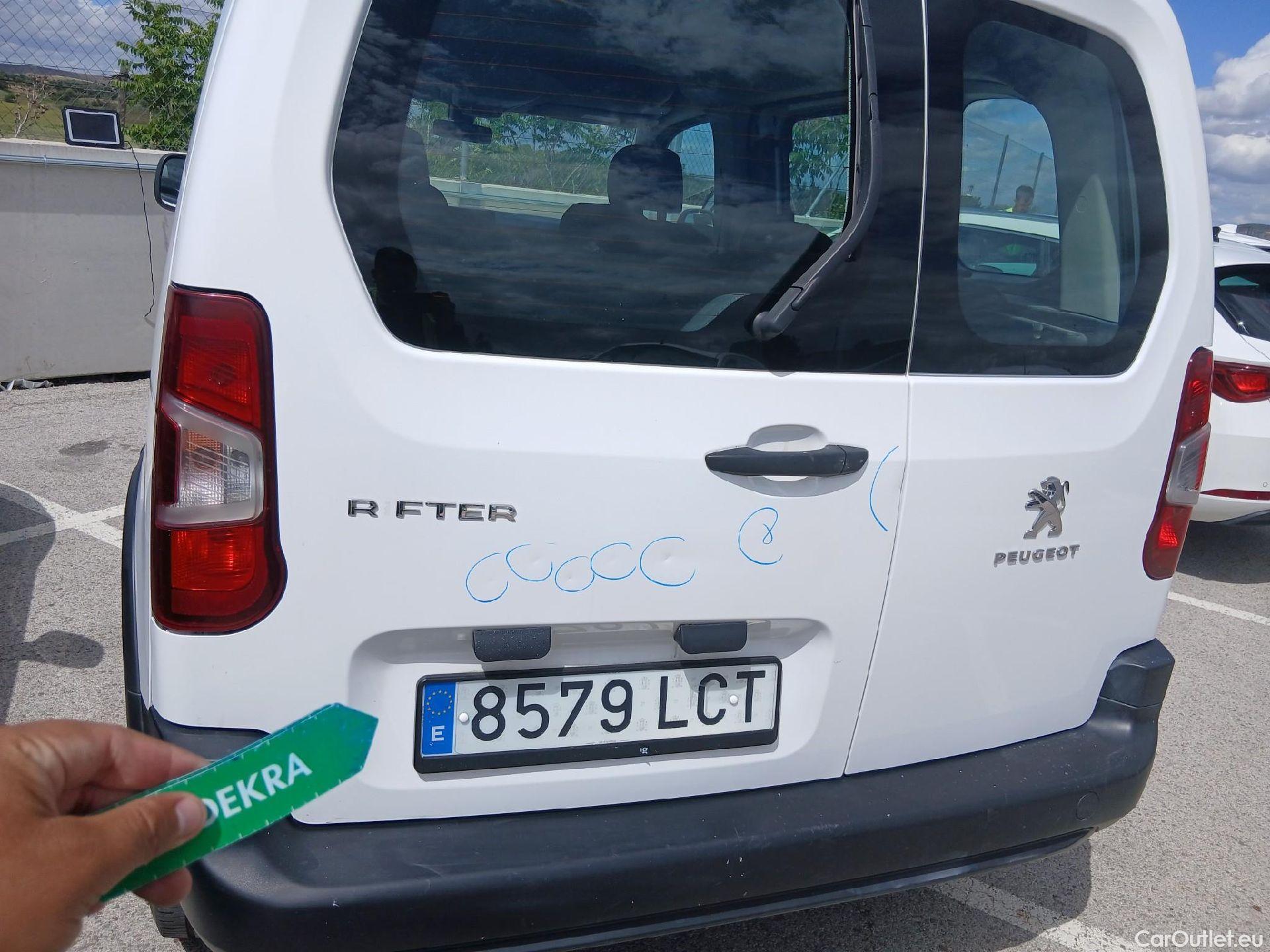  Peugeot  RIFTER PEUGEOT  / 2018 / 4P / combi Access Standard BlueHDi 73kW (CX) #24