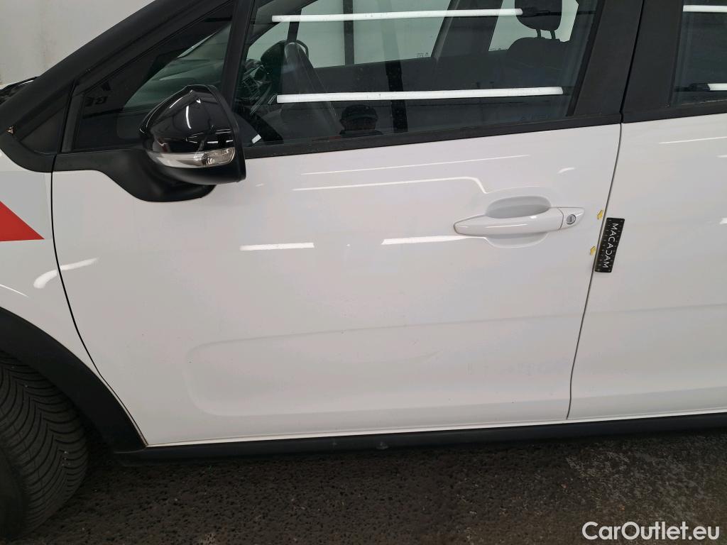  Citroen  C3  Société Feel 1.5 BlueHDI 100CV BVM5 E6dT #1