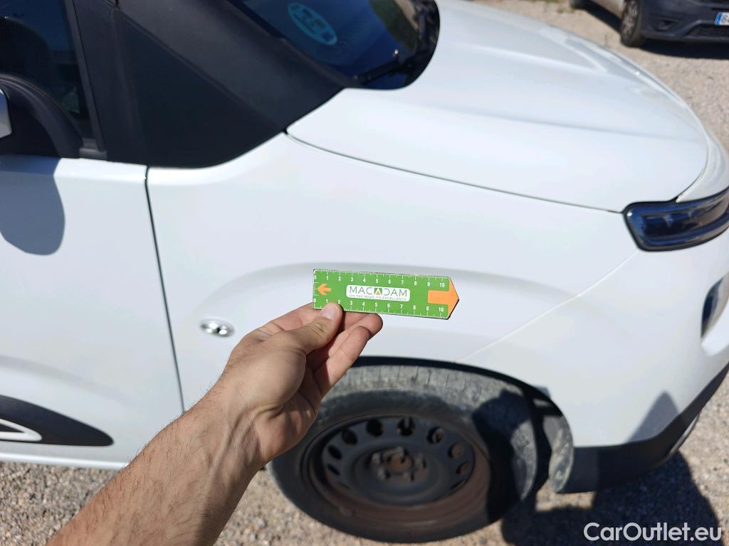  Citroen  Berlingo CITROEN  / 2018 / 5P / monovolumen compacto Talla M BlueHDi 100 S&S FEEL #50