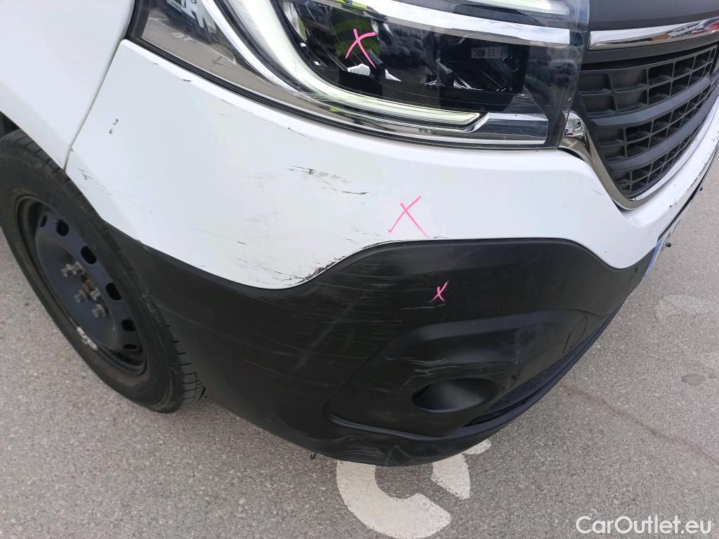  Renault  Trafic RENAULT  / 2019 / 4P / furgón Furgón 27 L1H1 Energy BluedCi 88 kW #16