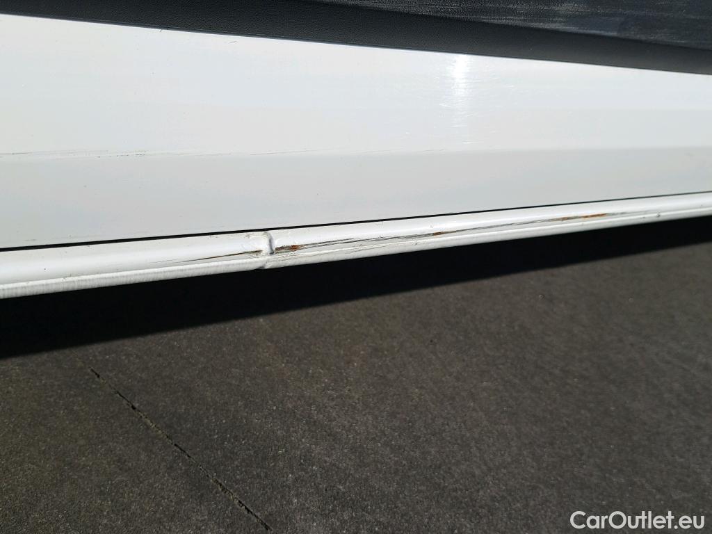  Volkswagen  Crafter VOLKSWAGEN  / 2017 / 4P / furgón 35 Furgón BM TN L3H2 2.0TDI 103kW(140CV) #29