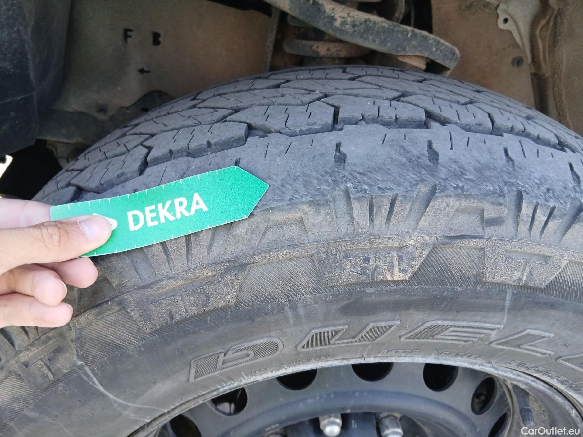  Toyota  Hilux TOYOTA  VU 2p 7G pickup 2.4 D-4D Cabina Extra GX 4x4 #9