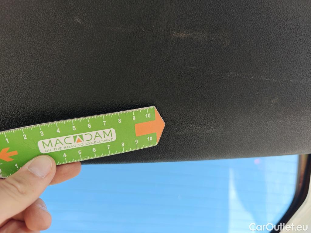  Citroen  Berlingo CITROEN  / 2018 / 5P / monovolumen compacto Talla M BlueHDi 100 S&S FEEL #32