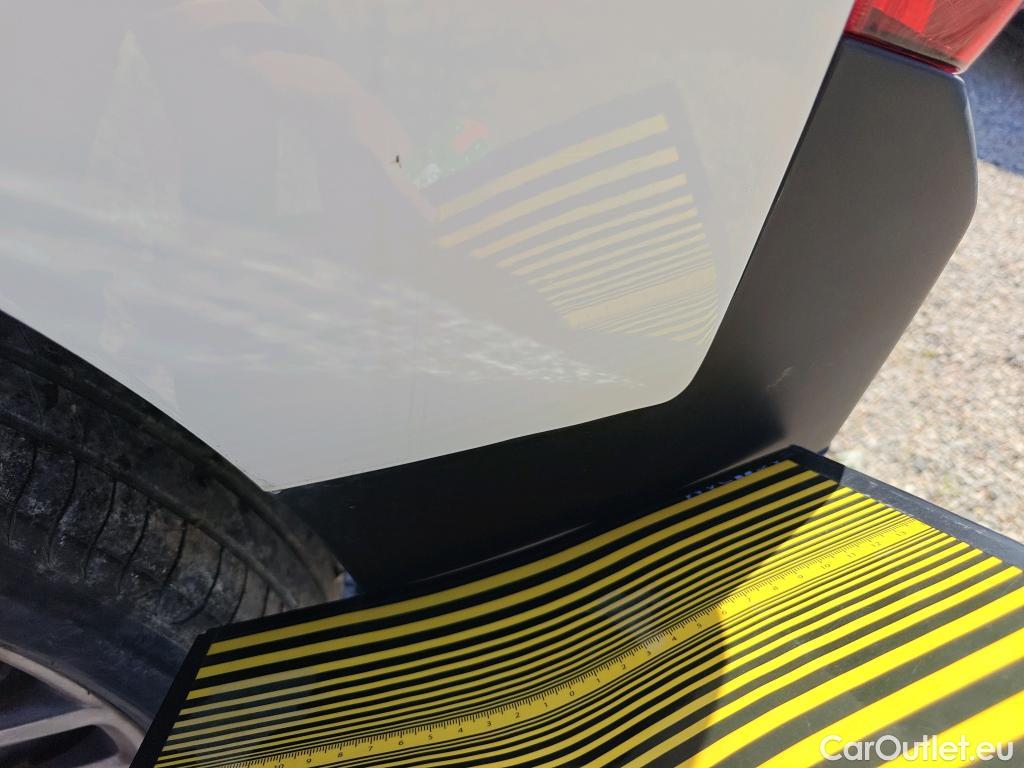  Citroen  Berlingo CITROEN  / 2018 / 5P / monovolumen compacto Talla M BlueHDi 100 S&S FEEL #2