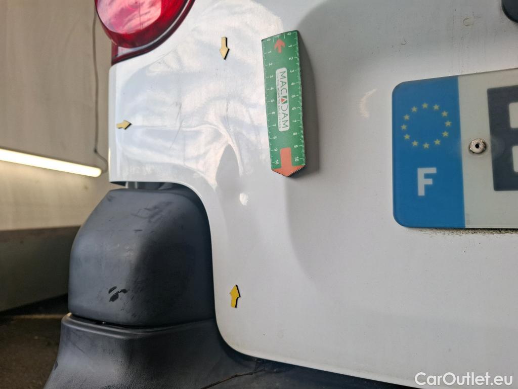  Citroen  Berlingo  Fourgon Business L1 (Court) 1.6 BlueHDi 100CV BVM5 E6 #33