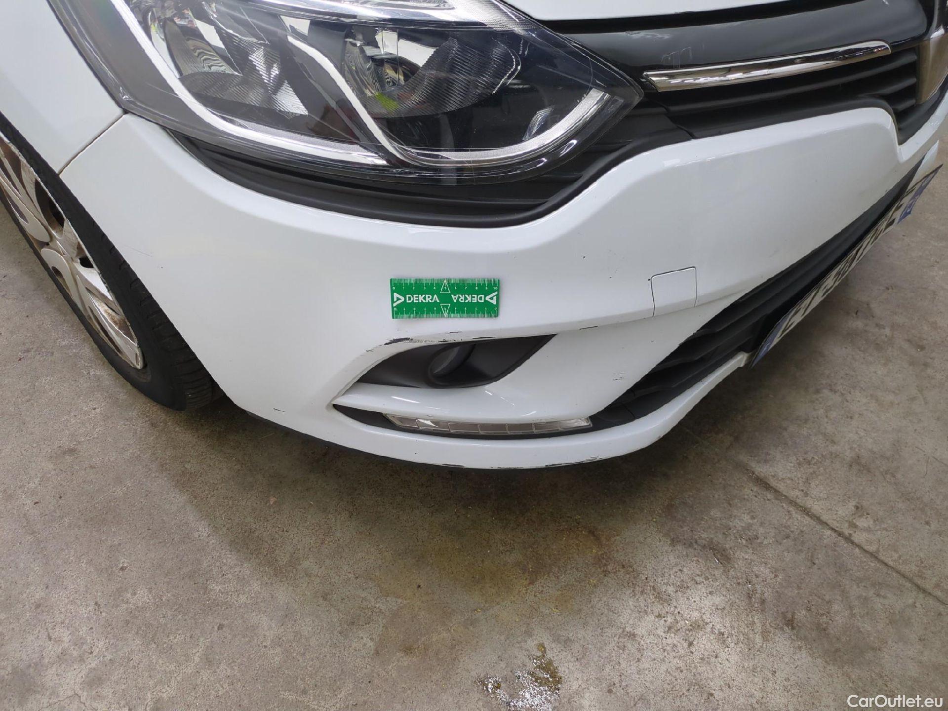  Renault  Clio  IV Air MediaNav 1.5 dCi 75CV BVM5 E6 #50