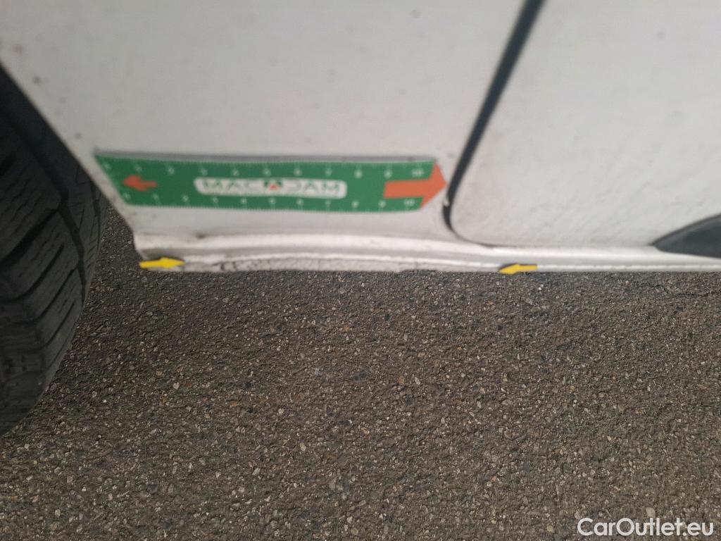  Citroen  Jumpy  Fourgon Club M 2.0 BlueHDi 120CV BVM6 E6dT #12
