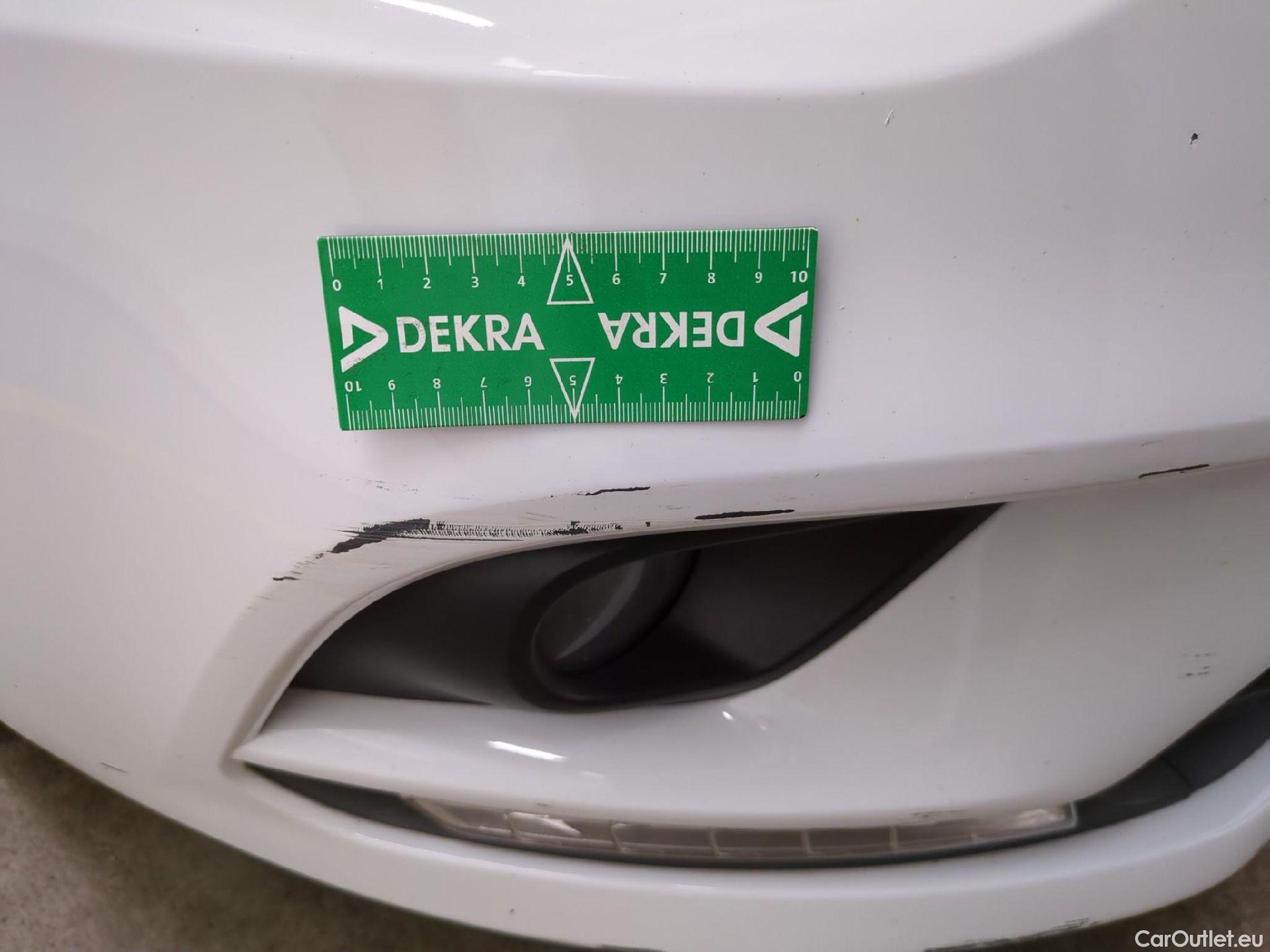  Renault  Clio  IV Air MediaNav 1.5 dCi 75CV BVM5 E6 #45