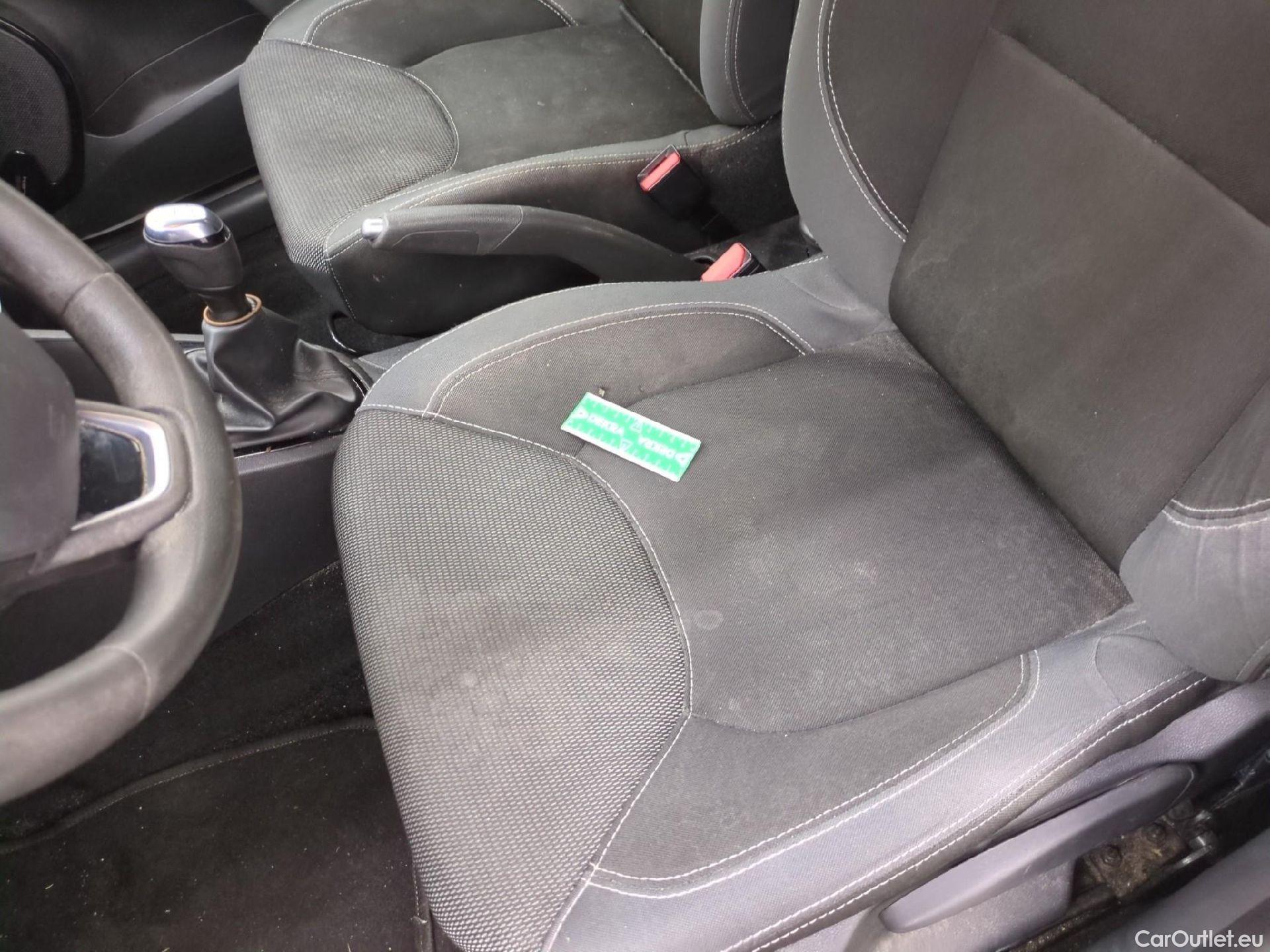  Renault  Clio  IV Air MediaNav 1.5 dCi 75CV BVM5 E6 #2