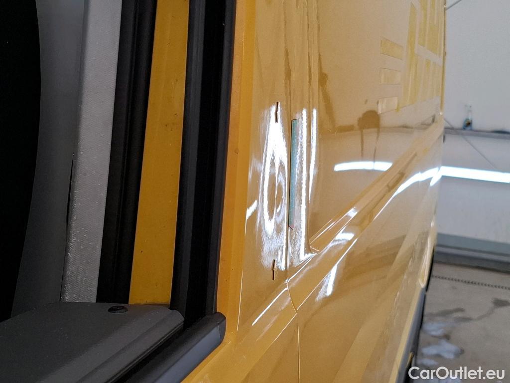  Volkswagen  Crafter  Fourgon Fourgon 35 lang mit Hochdach FWD 2.0 140CV BVM6 #18