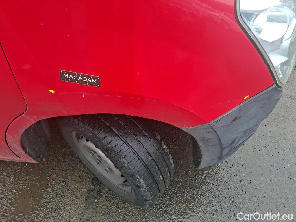  Renault  Master  III Fourgon L2H2 3 5 Grand Confort dCi 135CV BVM6 E5 #33